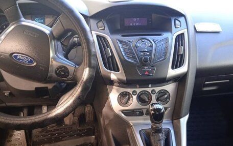 Ford Focus III, 2011 год, 650 000 рублей, 3 фотография