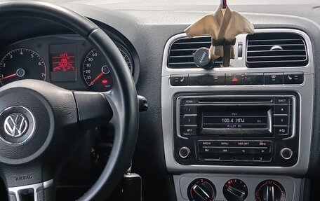 Volkswagen Polo VI (EU Market), 2013 год, 800 000 рублей, 5 фотография