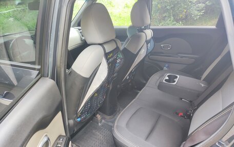 KIA Soul II рестайлинг, 2014 год, 1 300 000 рублей, 12 фотография