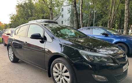 Opel Astra J, 2010 год, 830 000 рублей, 3 фотография