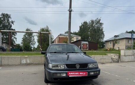 Volkswagen Passat B4, 1995 год, 168 000 рублей, 2 фотография