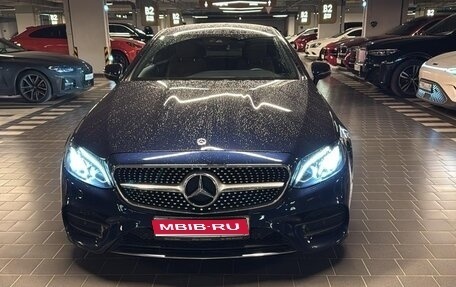 Mercedes-Benz E-Класс, 2019 год, 4 200 000 рублей, 1 фотография