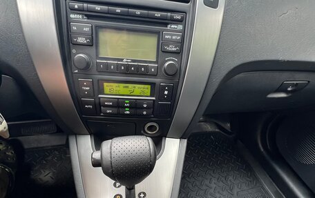 Hyundai Tucson III, 2008 год, 997 000 рублей, 19 фотография