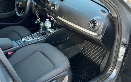 Audi A3, 2018 год, 2 200 000 рублей, 9 фотография