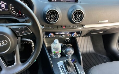 Audi A3, 2018 год, 2 200 000 рублей, 12 фотография