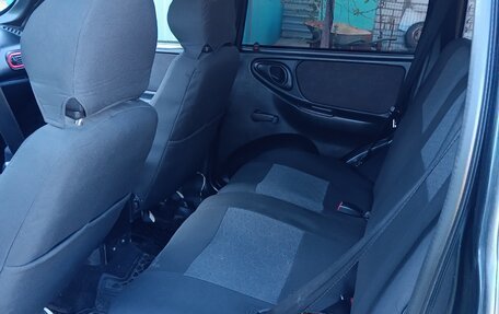 Chevrolet Niva I рестайлинг, 2006 год, 420 000 рублей, 5 фотография
