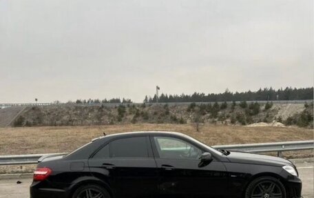Mercedes-Benz E-Класс, 2009 год, 1 300 000 рублей, 2 фотография