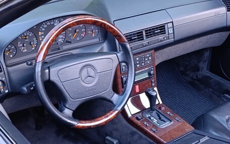 Mercedes-Benz SL-Класс, 1994 год, 7 800 000 рублей, 14 фотография