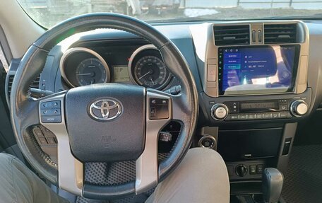 Toyota Land Cruiser Prado 150 рестайлинг 2, 2013 год, 3 200 000 рублей, 5 фотография