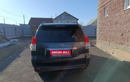 Toyota Land Cruiser Prado 150 рестайлинг 2, 2013 год, 3 200 000 рублей, 2 фотография