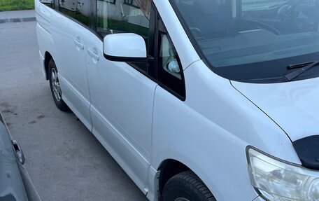 Nissan Serena III, 2007 год, 900 000 рублей, 3 фотография