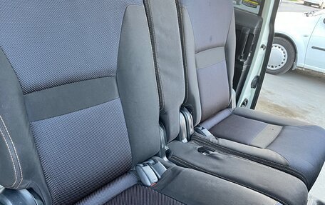 Nissan Serena III, 2007 год, 900 000 рублей, 5 фотография