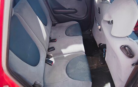 Honda Fit III, 2002 год, 380 000 рублей, 8 фотография