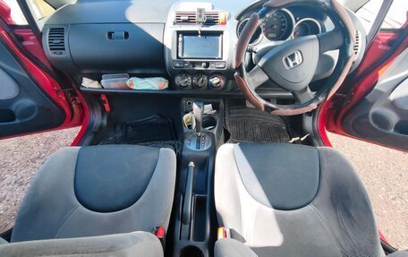 Honda Fit III, 2002 год, 380 000 рублей, 9 фотография