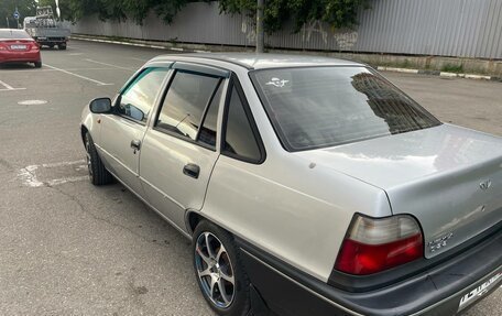 Daewoo Nexia I рестайлинг, 2001 год, 280 000 рублей, 2 фотография