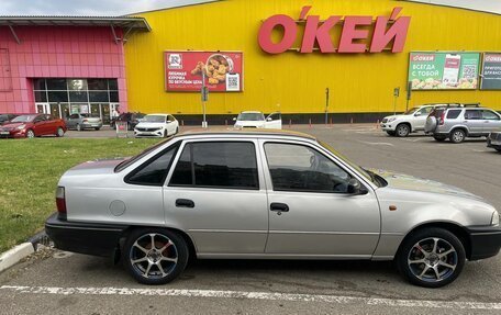 Daewoo Nexia I рестайлинг, 2001 год, 280 000 рублей, 7 фотография