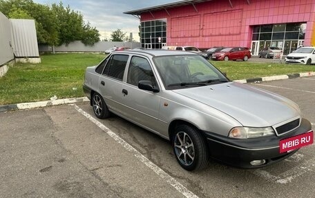 Daewoo Nexia I рестайлинг, 2001 год, 280 000 рублей, 3 фотография