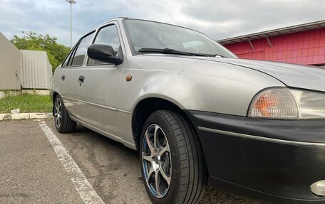Daewoo Nexia I рестайлинг, 2001 год, 280 000 рублей, 11 фотография