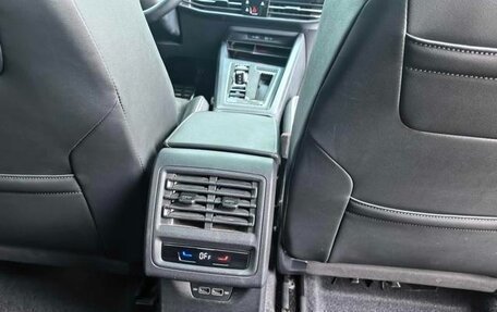 Volkswagen Golf VIII, 2022 год, 1 290 002 рублей, 14 фотография