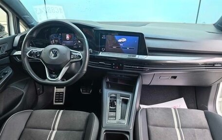 Volkswagen Golf VIII, 2022 год, 1 290 002 рублей, 8 фотография