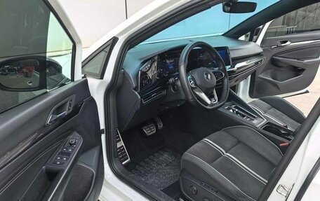 Volkswagen Golf VIII, 2022 год, 1 290 002 рублей, 11 фотография