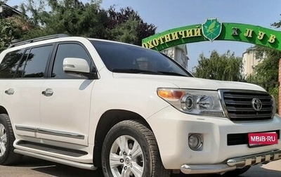 Toyota Land Cruiser 200, 2013 год, 4 200 000 рублей, 1 фотография