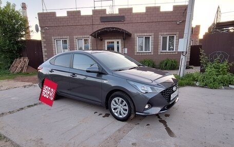 Hyundai Solaris II рестайлинг, 2021 год, 1 720 000 рублей, 4 фотография