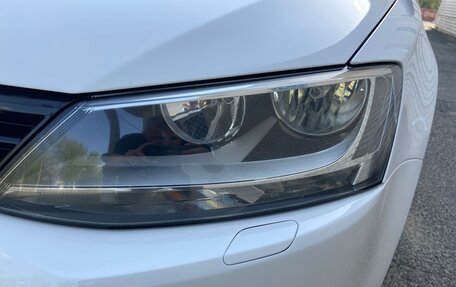 Volkswagen Jetta VI, 2011 год, 1 100 000 рублей, 17 фотография