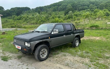 Nissan Datsun D21, 1990 год, 620 000 рублей, 3 фотография