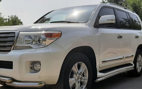 Toyota Land Cruiser 200, 2013 год, 4 200 000 рублей, 3 фотография