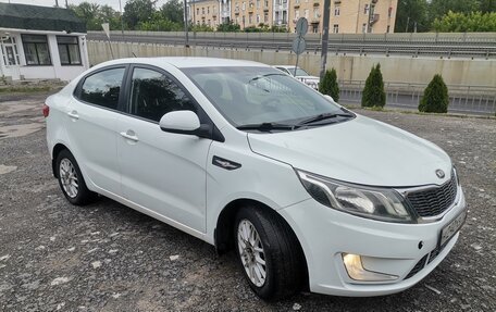 KIA Rio III рестайлинг, 2013 год, 640 000 рублей, 12 фотография