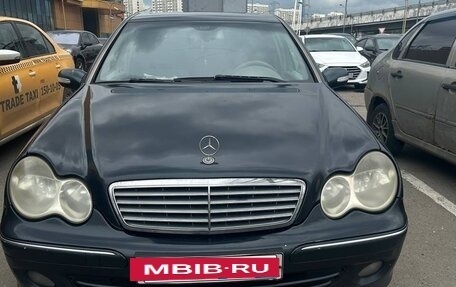 Mercedes-Benz C-Класс, 2004 год, 390 000 рублей, 4 фотография