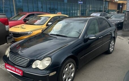Mercedes-Benz C-Класс, 2004 год, 390 000 рублей, 6 фотография