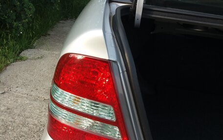 Toyota Corolla, 2003 год, 690 000 рублей, 11 фотография