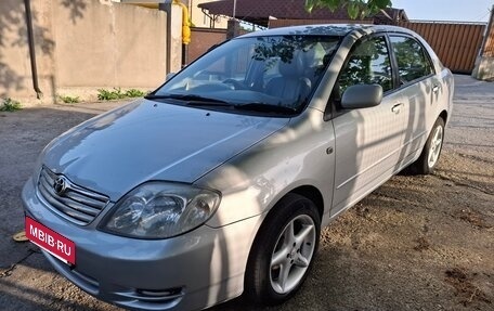 Toyota Corolla, 2003 год, 690 000 рублей, 3 фотография