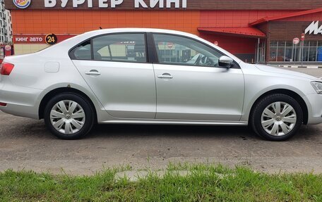 Volkswagen Jetta VI, 2013 год, 825 000 рублей, 4 фотография