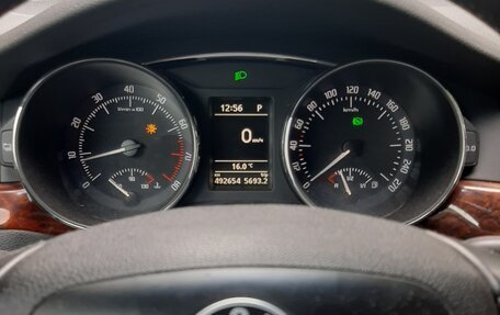 Skoda Superb III рестайлинг, 2011 год, 730 000 рублей, 2 фотография