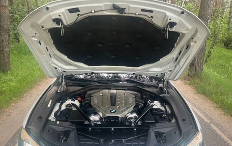 BMW 7 серия, 2011 год, 1 550 000 рублей, 12 фотография