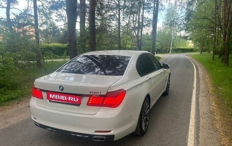 BMW 7 серия, 2011 год, 1 550 000 рублей, 3 фотография