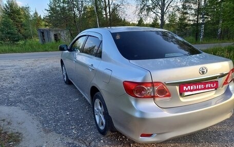 Toyota Corolla, 2011 год, 1 000 000 рублей, 4 фотография