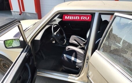 BMW 5 серия, 1983 год, 380 000 рублей, 7 фотография