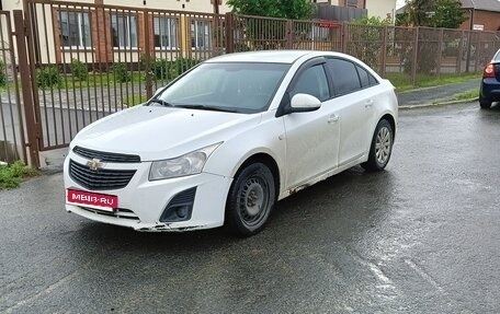 Chevrolet Cruze II, 2013 год, 650 000 рублей, 3 фотография