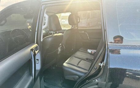 Toyota Land Cruiser Prado 150 рестайлинг 2, 2021 год, 5 440 000 рублей, 5 фотография