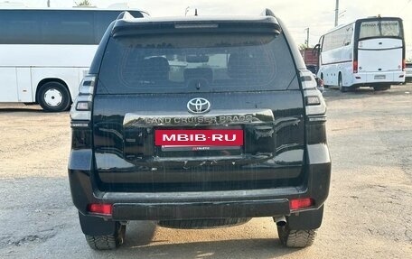 Toyota Land Cruiser Prado 150 рестайлинг 2, 2021 год, 5 440 000 рублей, 7 фотография