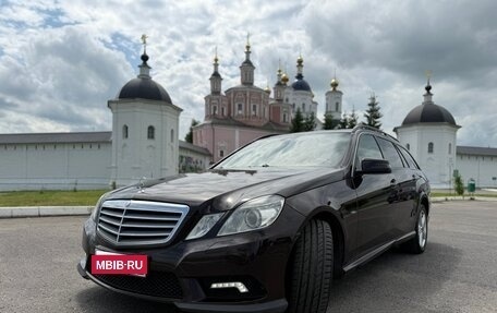 Mercedes-Benz E-Класс, 2011 год, 1 550 000 рублей, 2 фотография