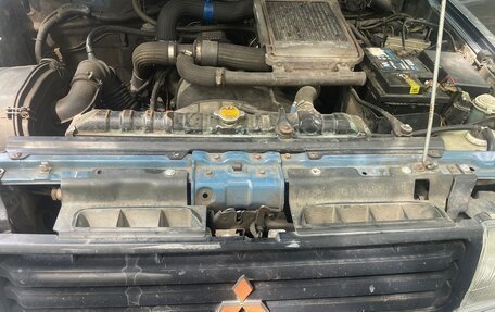 Mitsubishi Pajero III рестайлинг, 1993 год, 280 000 рублей, 11 фотография
