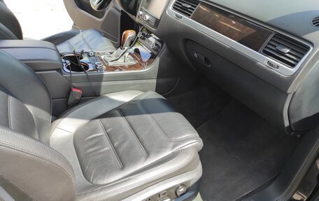 Volkswagen Touareg III, 2012 год, 2 480 000 рублей, 10 фотография