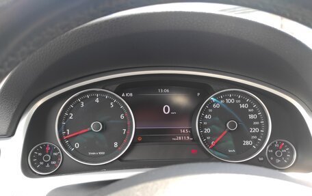 Volkswagen Touareg III, 2012 год, 2 480 000 рублей, 12 фотография