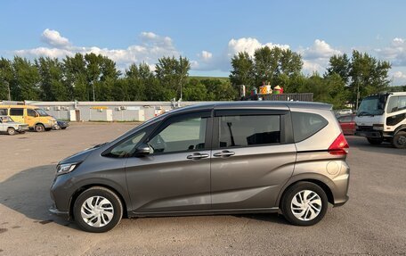 Honda Freed II, 2021 год, 1 750 000 рублей, 3 фотография