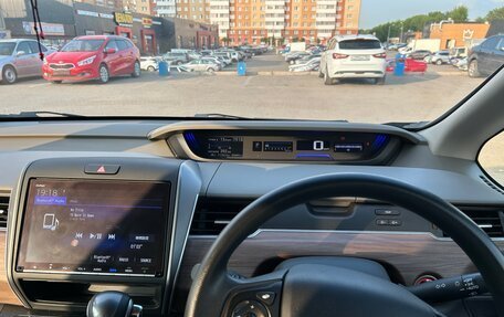 Honda Freed II, 2021 год, 1 750 000 рублей, 13 фотография